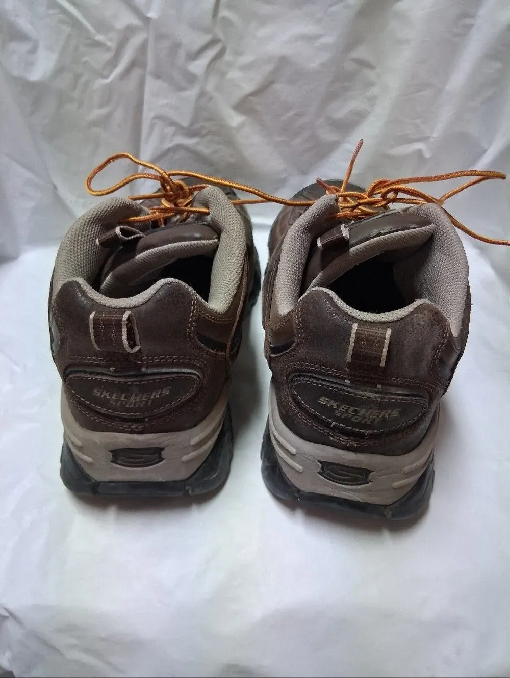 Skechers Men’s Brown Athletic Hiking Shoes with Yellow Laces Size 12 Preowned